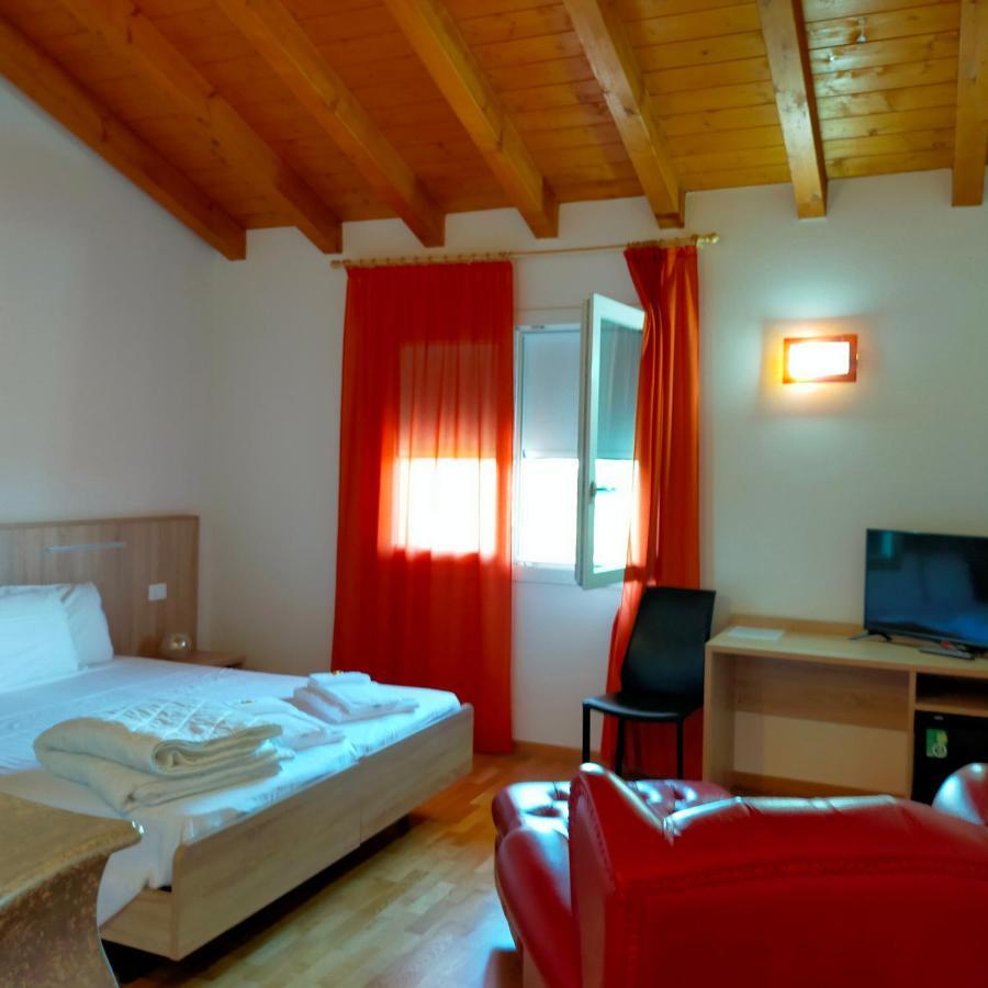 Al Cavaliere Villa Pordenone Eksteriør bilde