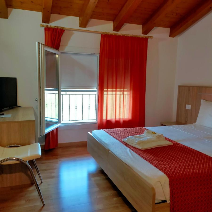 Al Cavaliere Villa Pordenone Eksteriør bilde